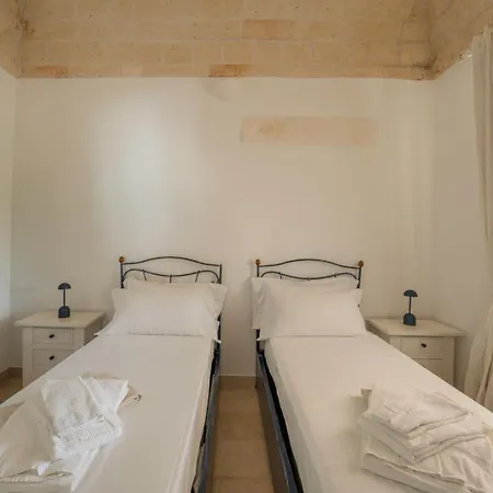 Trullo Vignaiolo With Private Pool In * Ostuni