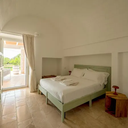 Trullo Vignaiolo With Private Pool In Appartement *