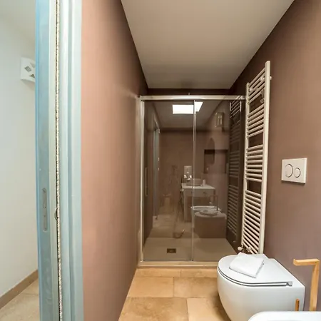Trullo Vignaiolo With Private Pool In Ostuni